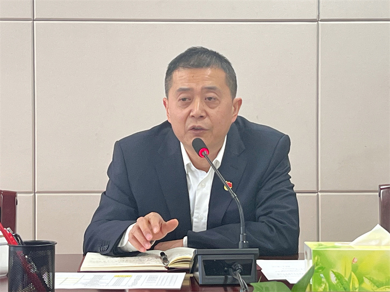 旅游公司党支部开展“汲取榜样力量 践行国企担当”主题党日活动--图3.jpg 旅游公司党支部开展“汲取榜样力量 践行国企担当”主题党日活动--图3.jpg