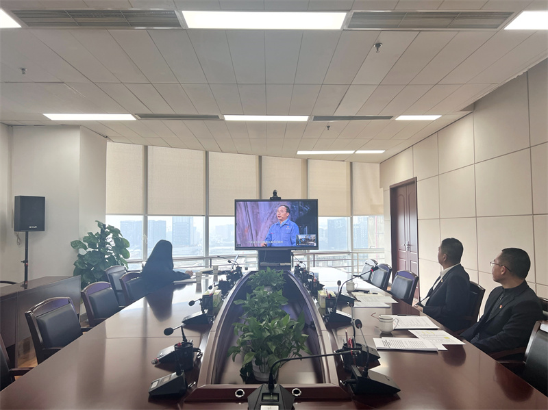 旅游公司党支部开展“汲取榜样力量 践行国企担当”主题党日活动--图4.jpg 旅游公司党支部开展“汲取榜样力量 践行国企担当”主题党日活动--图4.jpg